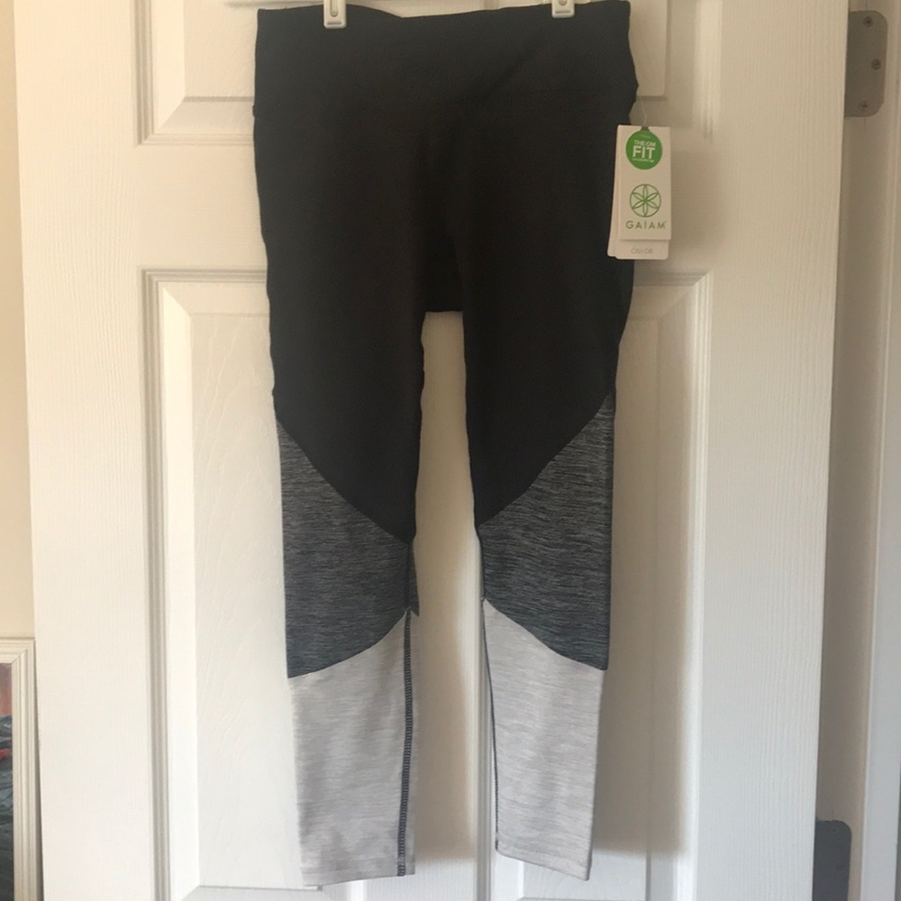 GAIAM yoga leggings xs